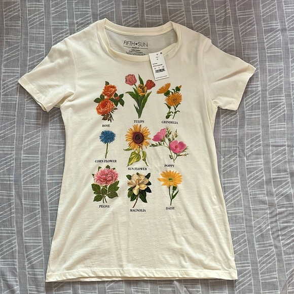 Floral Print T Shirt - Picture 1 of 4